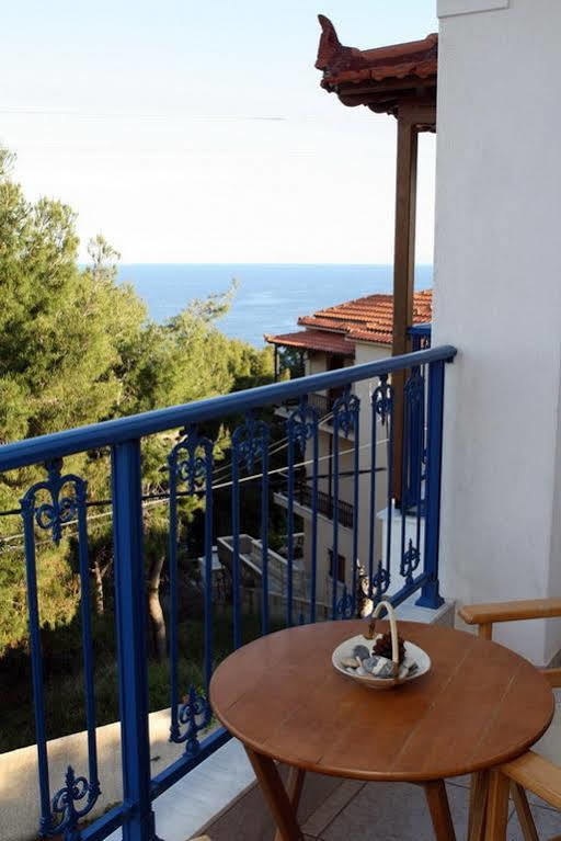 Kavos Apartments Alonissos Patitiri Dış mekan fotoğraf